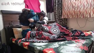 Desi Indian Girl Enjoy Sex With Foreign Client xxx Desi mms