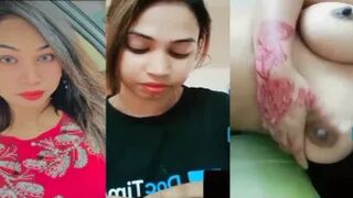 Indian Sexy Girlfriend Showing Boobs and Pussy to Lover