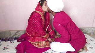 New Merried Bhabhi Sucking Hubby Dick